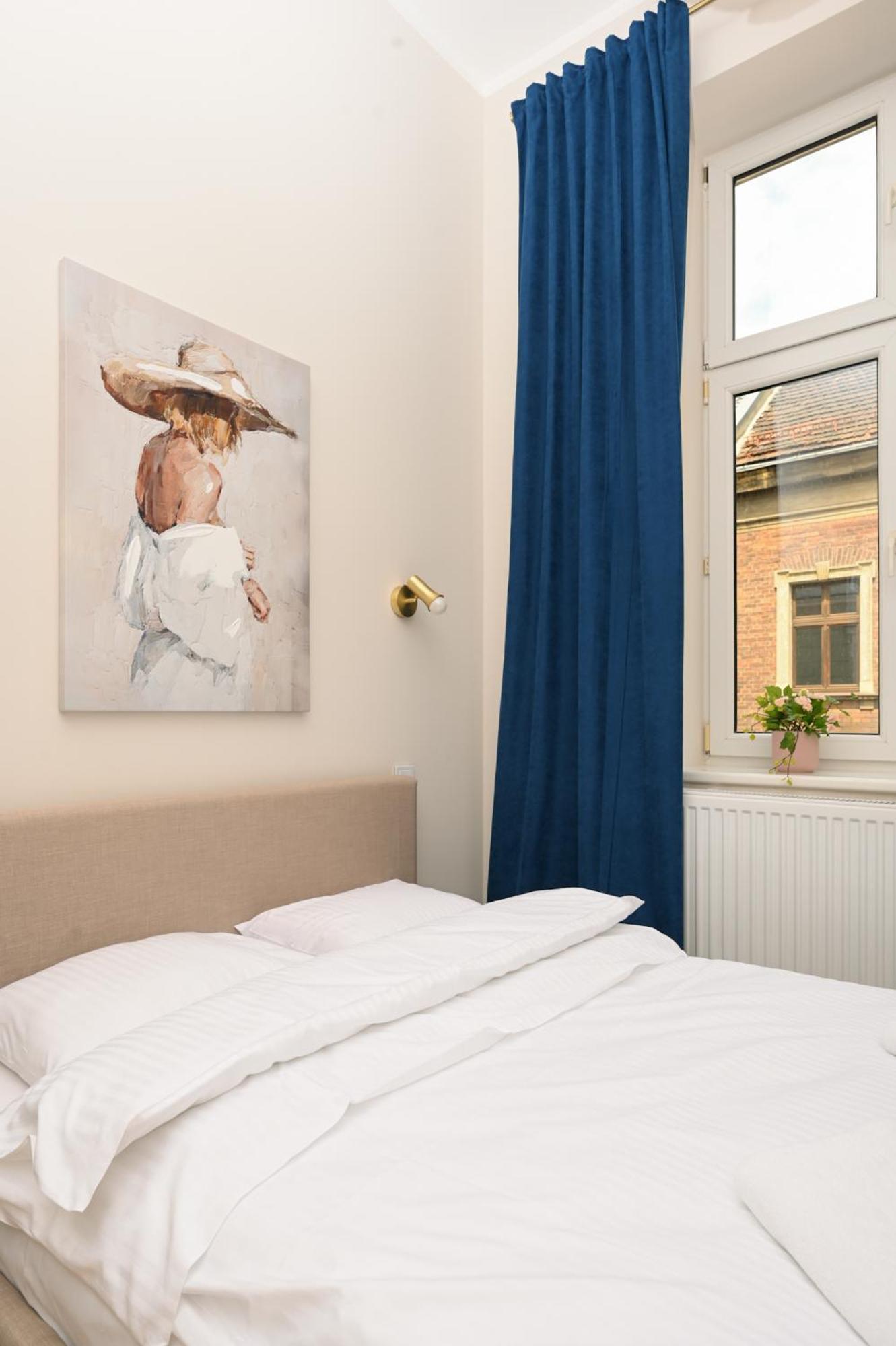 Rentplanet - Studio Plac Matejki Краков Экстерьер фото